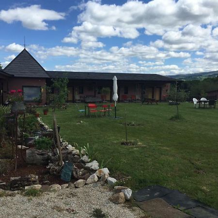 Albergue Paloma Y Lena Sarria Kültér fotó