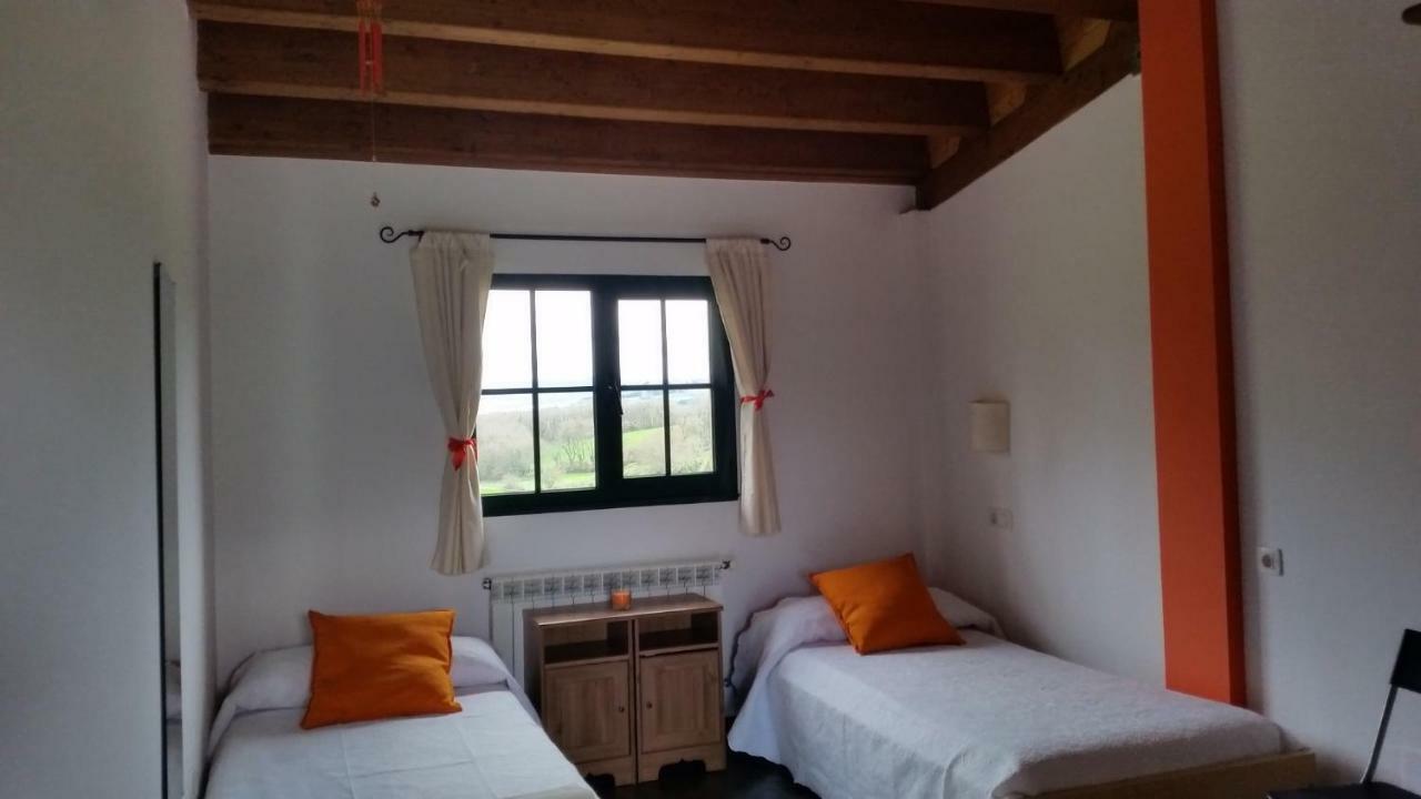 Albergue Paloma Y Lena Sarria Kültér fotó